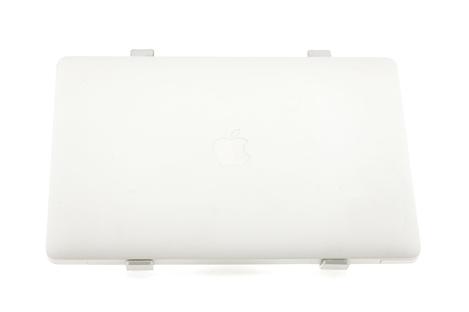 Apple MacBook Air 13″ 2019, i5 1.6 GHz, 8 GB, Intel UHD Graphics 617 128 GB Silver - Много добро