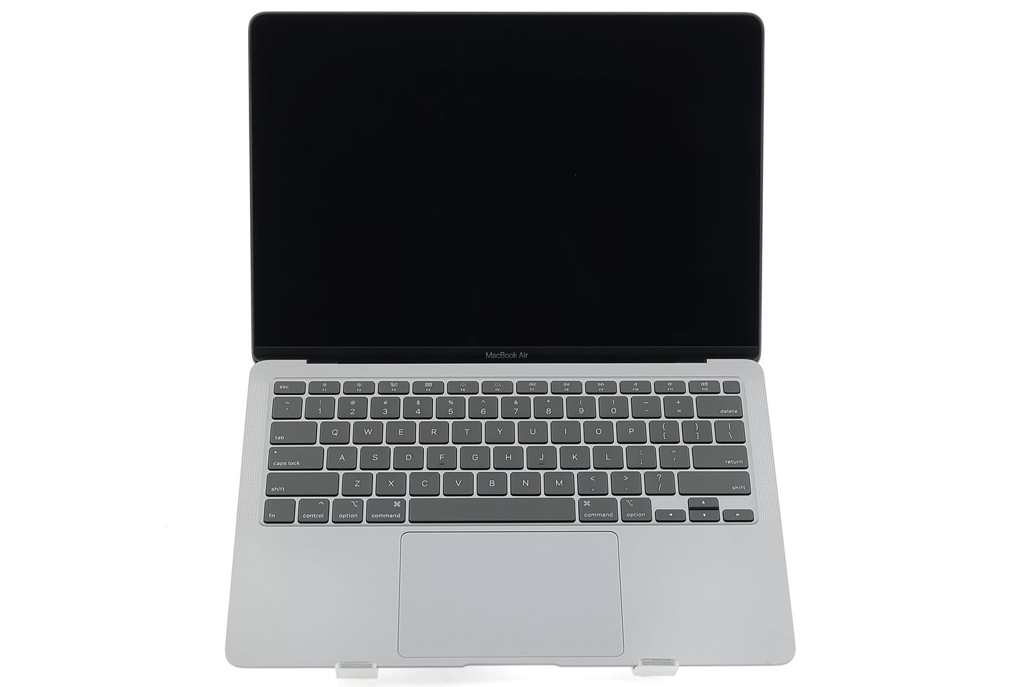 Apple MacBook Air 13″ 2020, i3 1.1 GHz, 8 GB, Intel Iris Plus 128 GB Space Gray - Excelent
