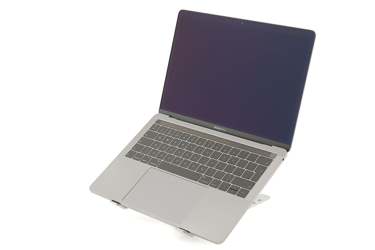 Apple MacBook Pro 13″ Touch Bar 2019, i5 1.4 GHz, 8 GB, Iris Plus Graphics 645 256 GB Space Gray