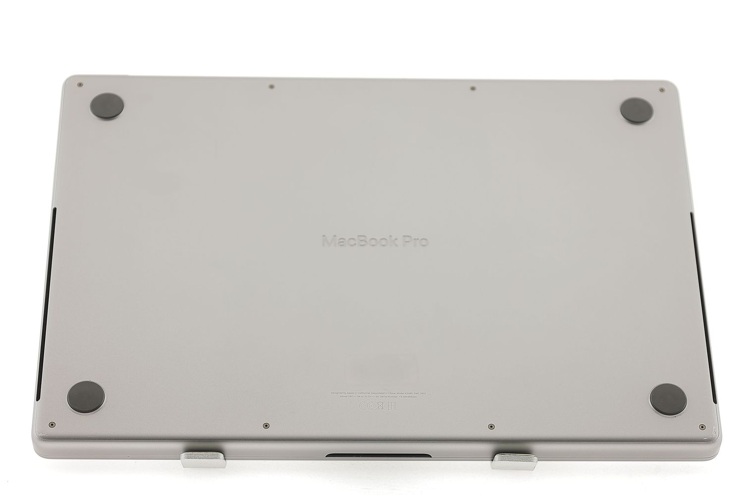 Apple MacBook Pro 16″ 2021, M1 Pro 10 Cores, 16 GB, 16 core GPU 512 GB Space Gray - Foarte bun