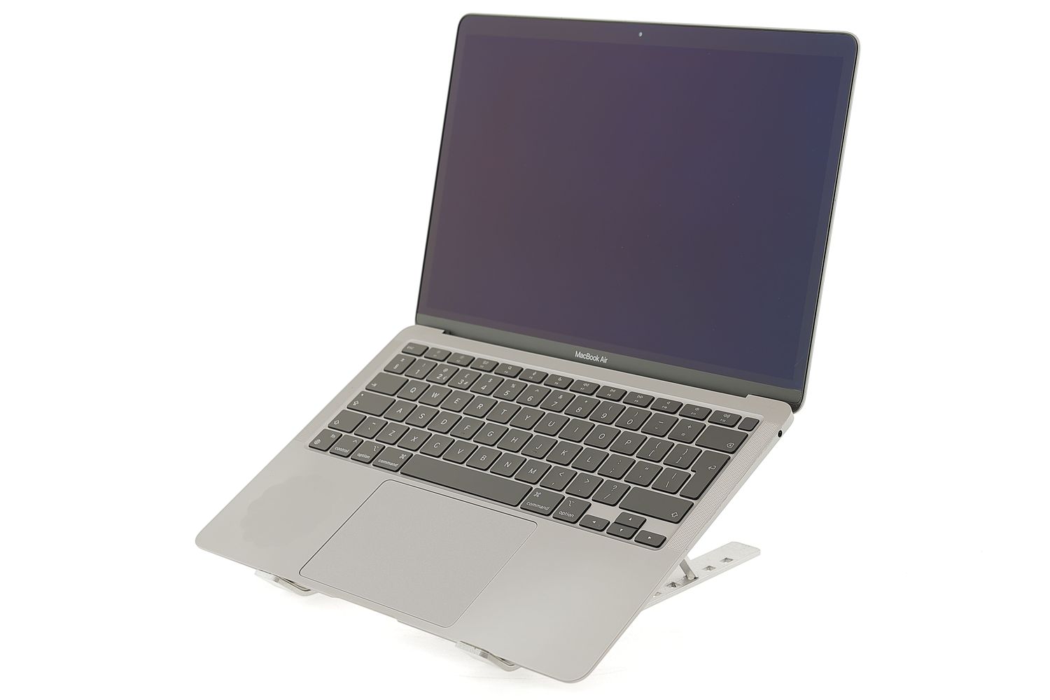 Apple MacBook Air 13″ 2020, M1 8 Cores, 8 GB, 7 core GPU, Space