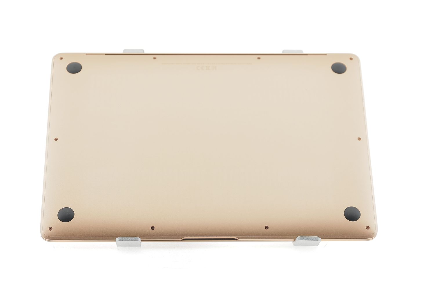 Apple MacBook Air 13″ 2020, i3 1.1 GHz, 8 GB, Intel Iris Plus 256 GB Gold - Като нов