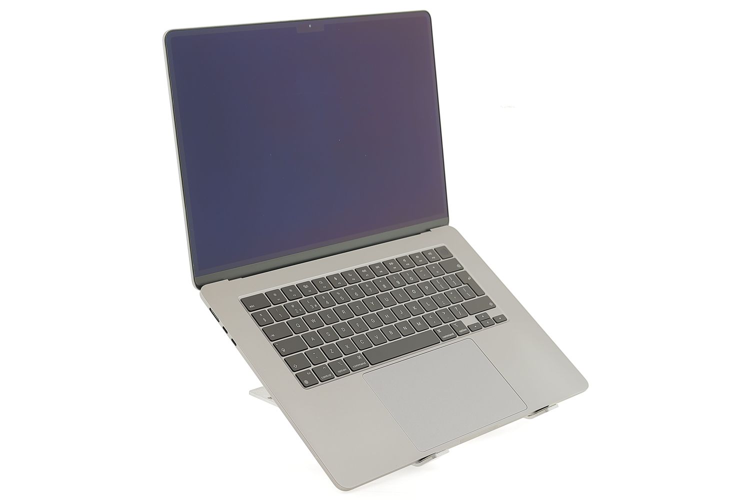 Apple MacBook Air 15″ 2023, M2 8 Cores, 8 GB, 10 core GPU 256 GB Space Gray - Foarte bun