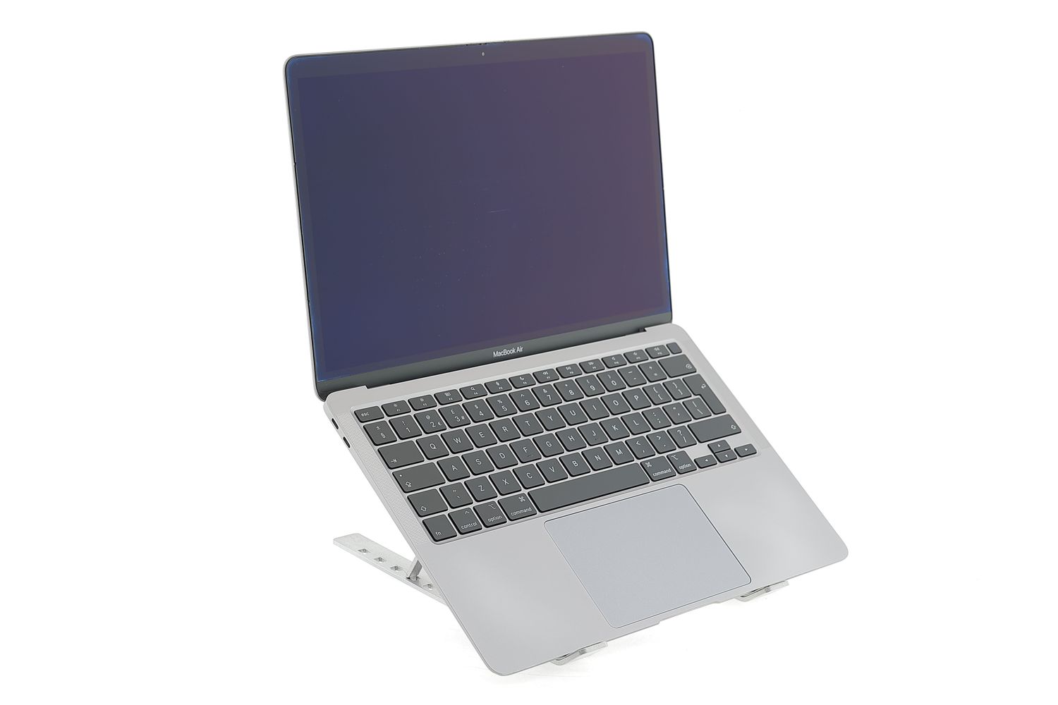 Apple MacBook Air 13″ 2020, i3 1.1 GHz, 8 GB, Intel Iris Plus 256 GB Space Gray