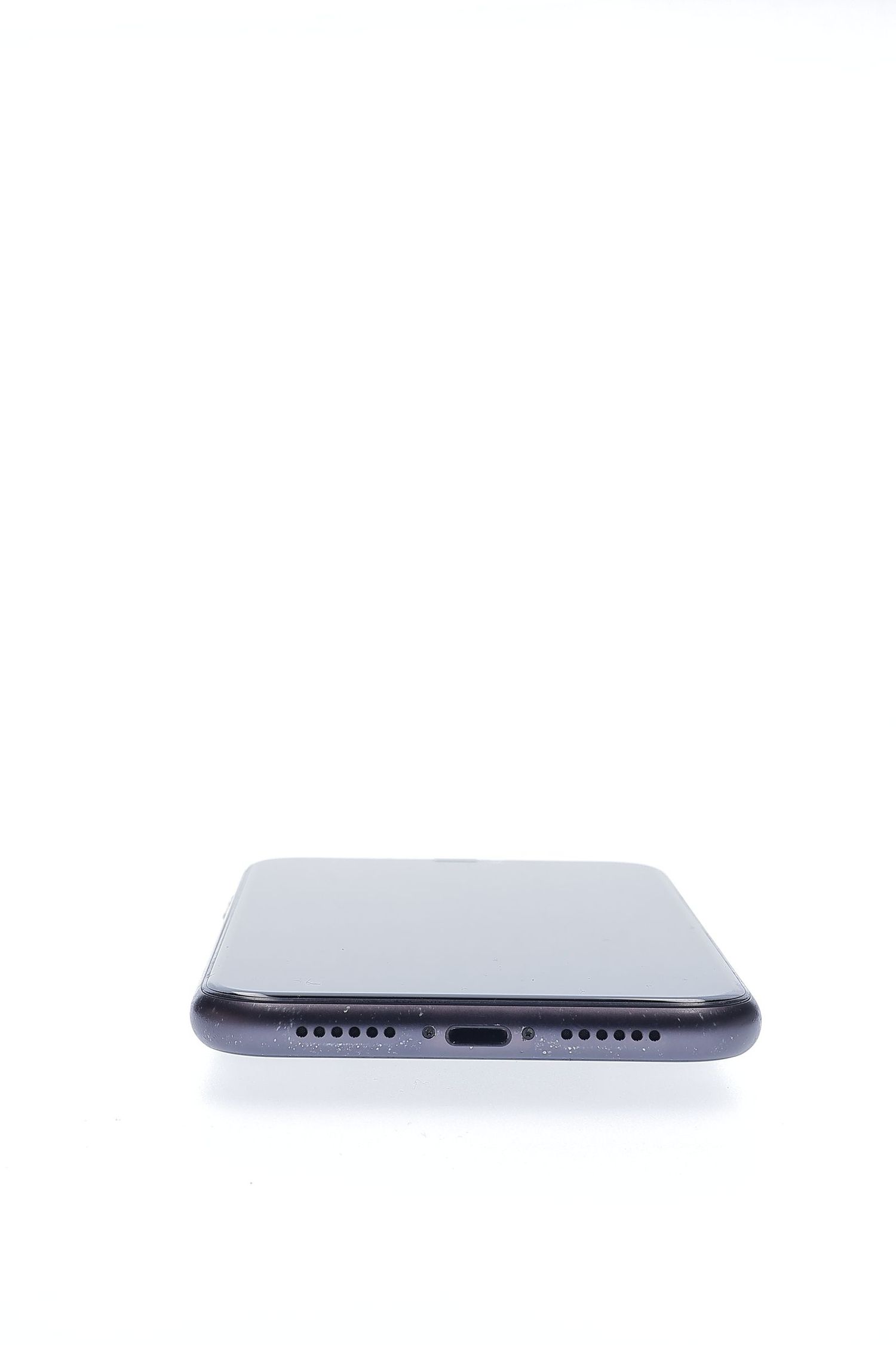 Apple iPhone 11 64 GB Black - Foarte bun