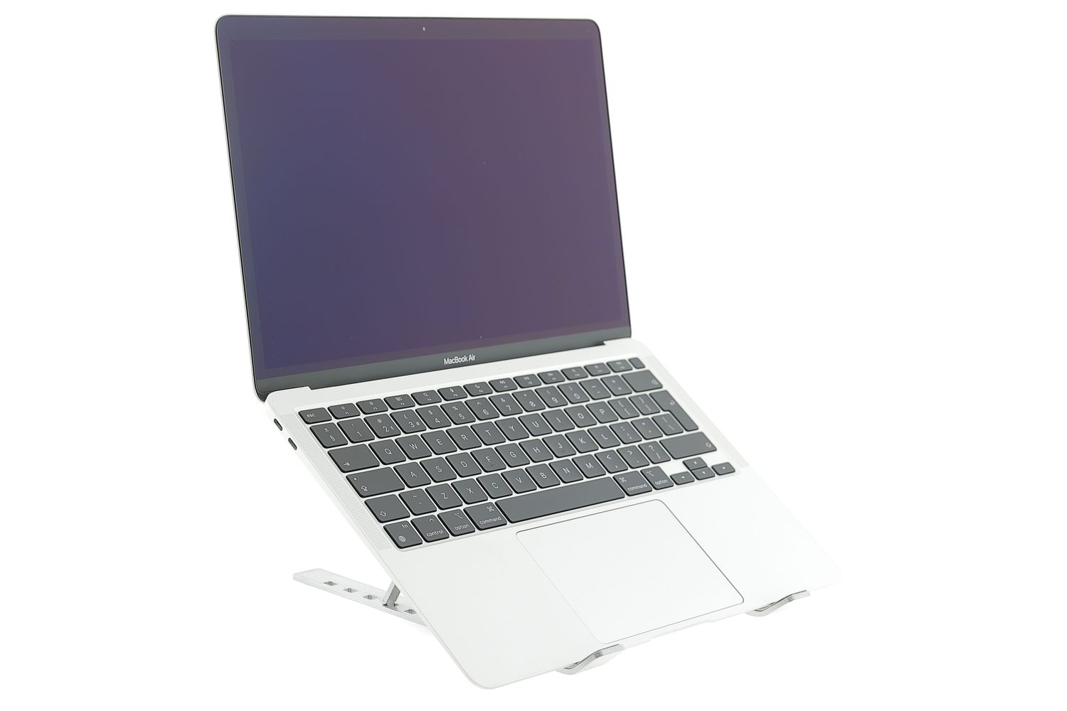 Apple MacBook Air 13″ 2020, i5 1.1 GHz, 8 GB, Intel Iris Plus 512 GB Silver - Като нов