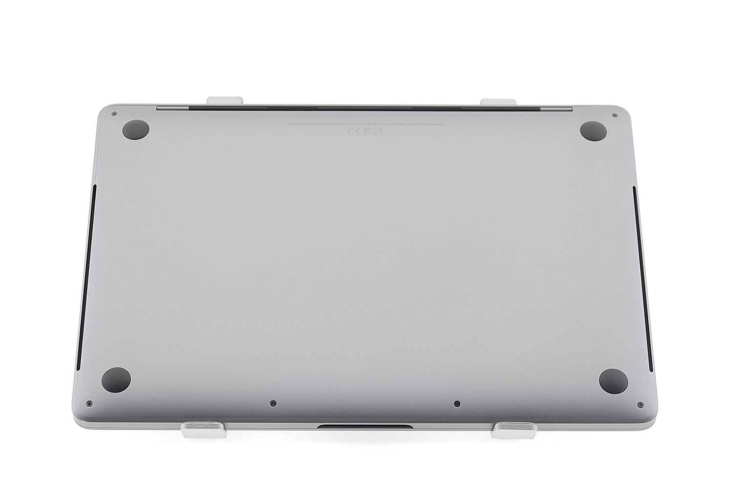 Apple MacBook Pro 13″ Touch Bar 2020, i5 2 GHz, 16 GB, Intel Iris Plus Graphics 512 GB Space Gray