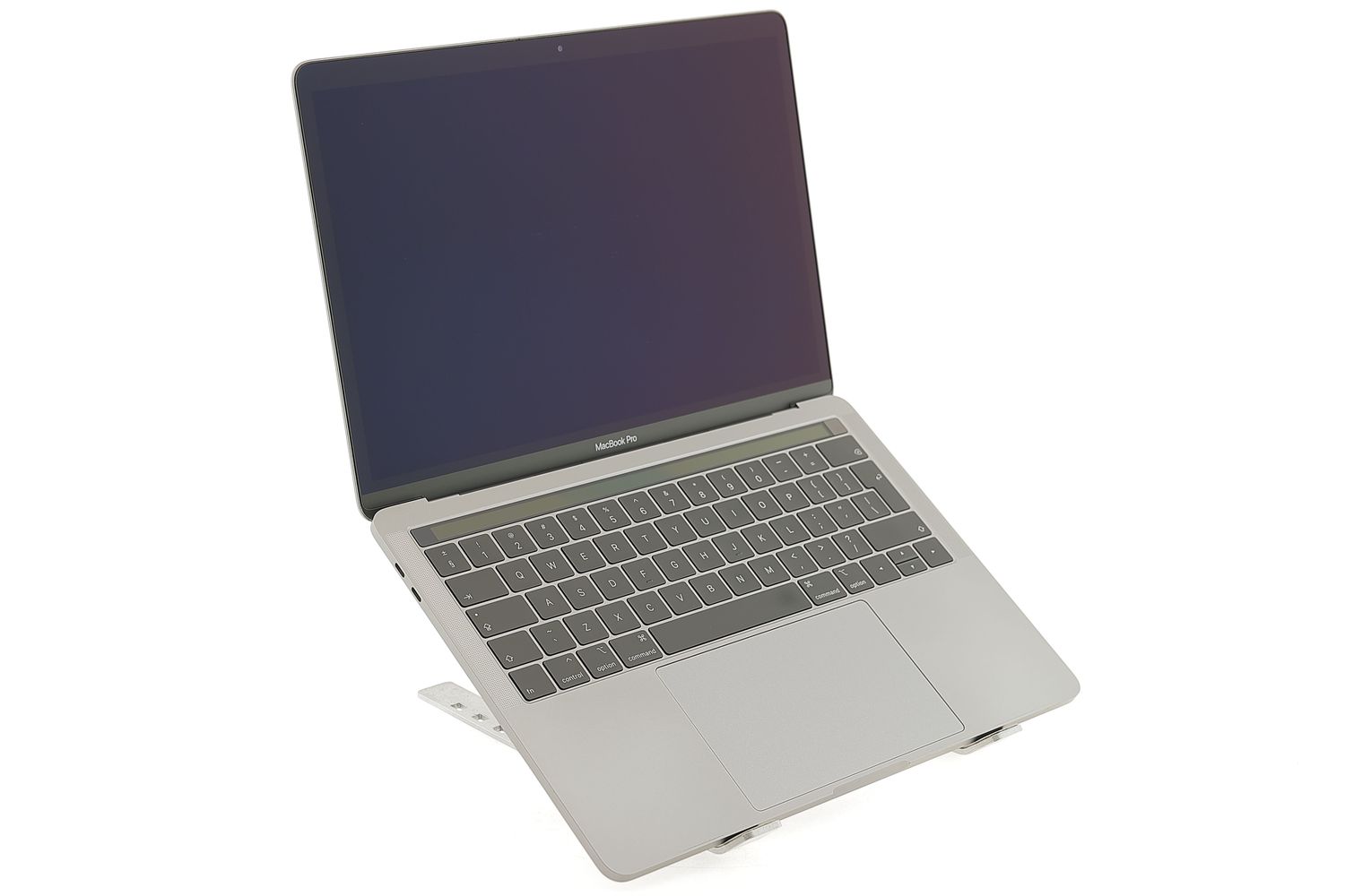 Apple MacBook Pro 13″ Touch Bar 2019, i5 2.4 GHz, 8 GB, Intel Iris Plus Graphics 655 256 GB Space Gray - Újszerű