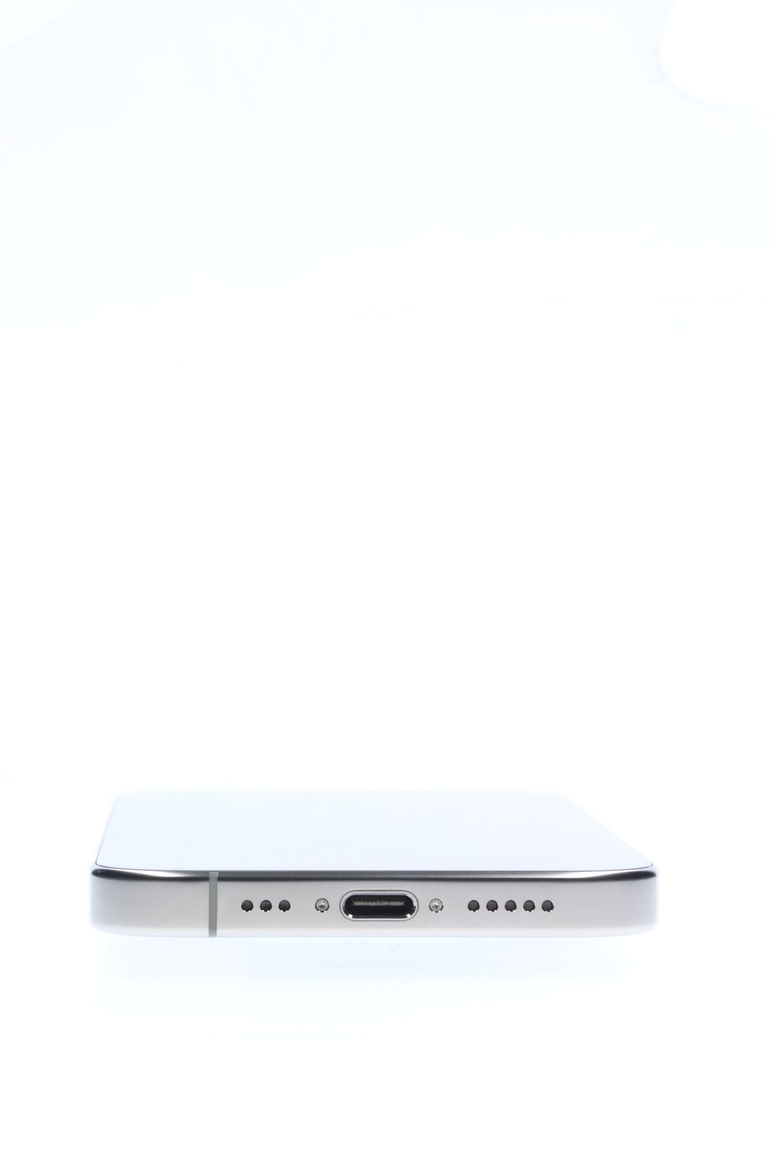 Apple iPhone 16 Pro 128 GB Natural Titanium - Като нов