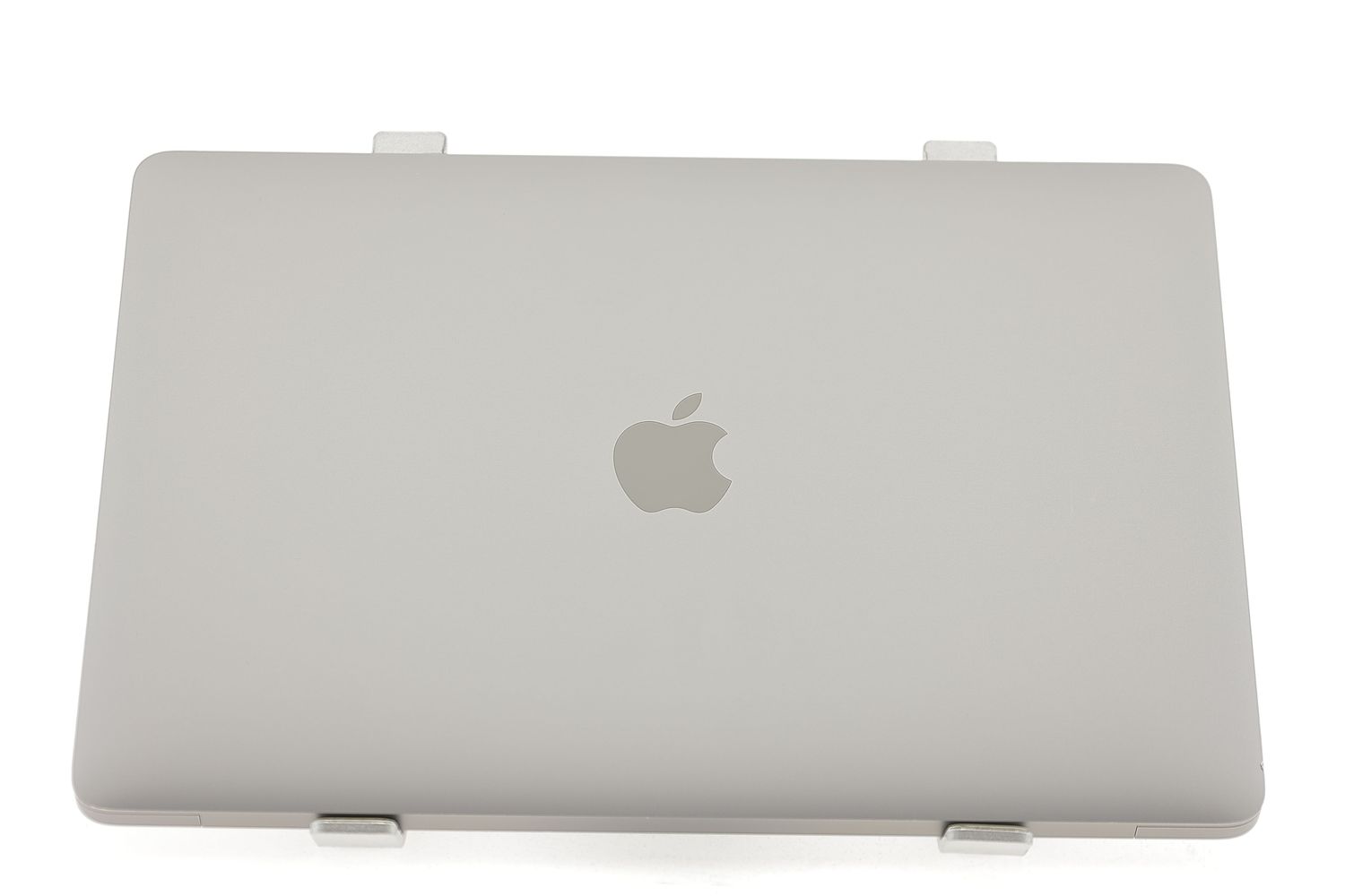 Apple MacBook Air 13″ 2020, M1 8 Cores, 8 GB, 8 core GPU, Space