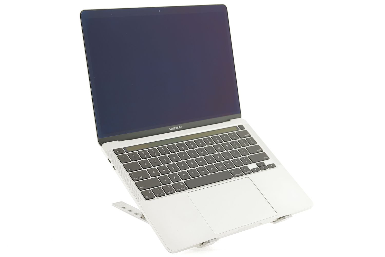 Apple MacBook Pro 13″ Touch Bar 2020, i5 2 GHz, 16 GB, Intel Iris Plus Graphics 512 GB Silver - Много добро