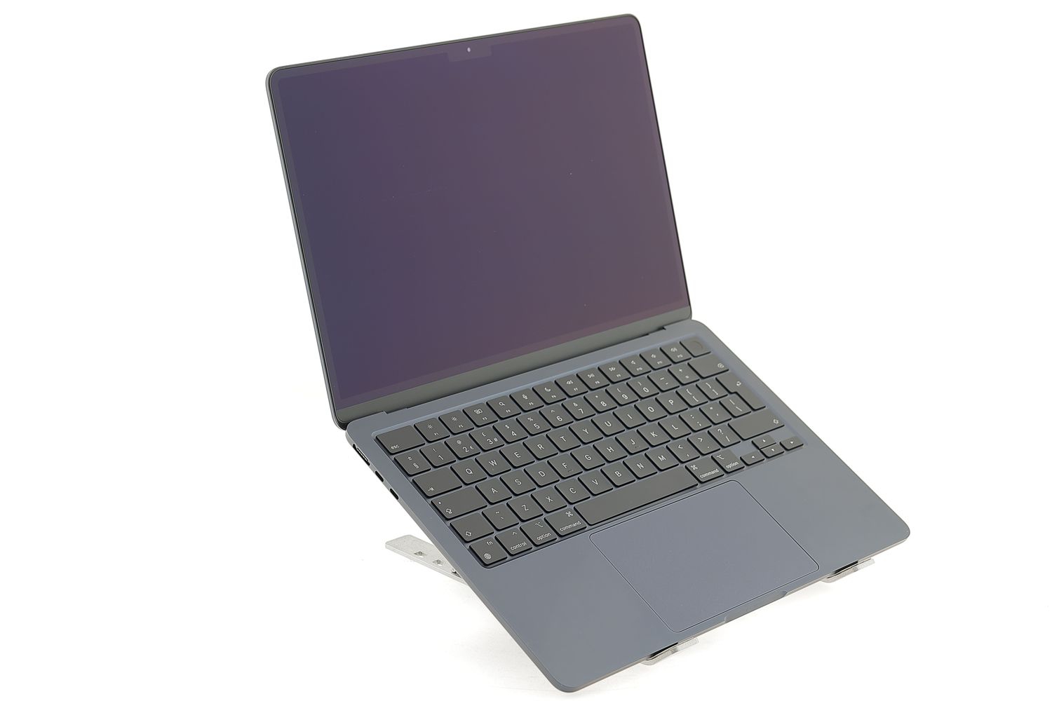 Apple MacBook Air 13″ 2022, M2 8 Cores, 16 GB, 10 core GPU 2 TB Midnight - Ca nou