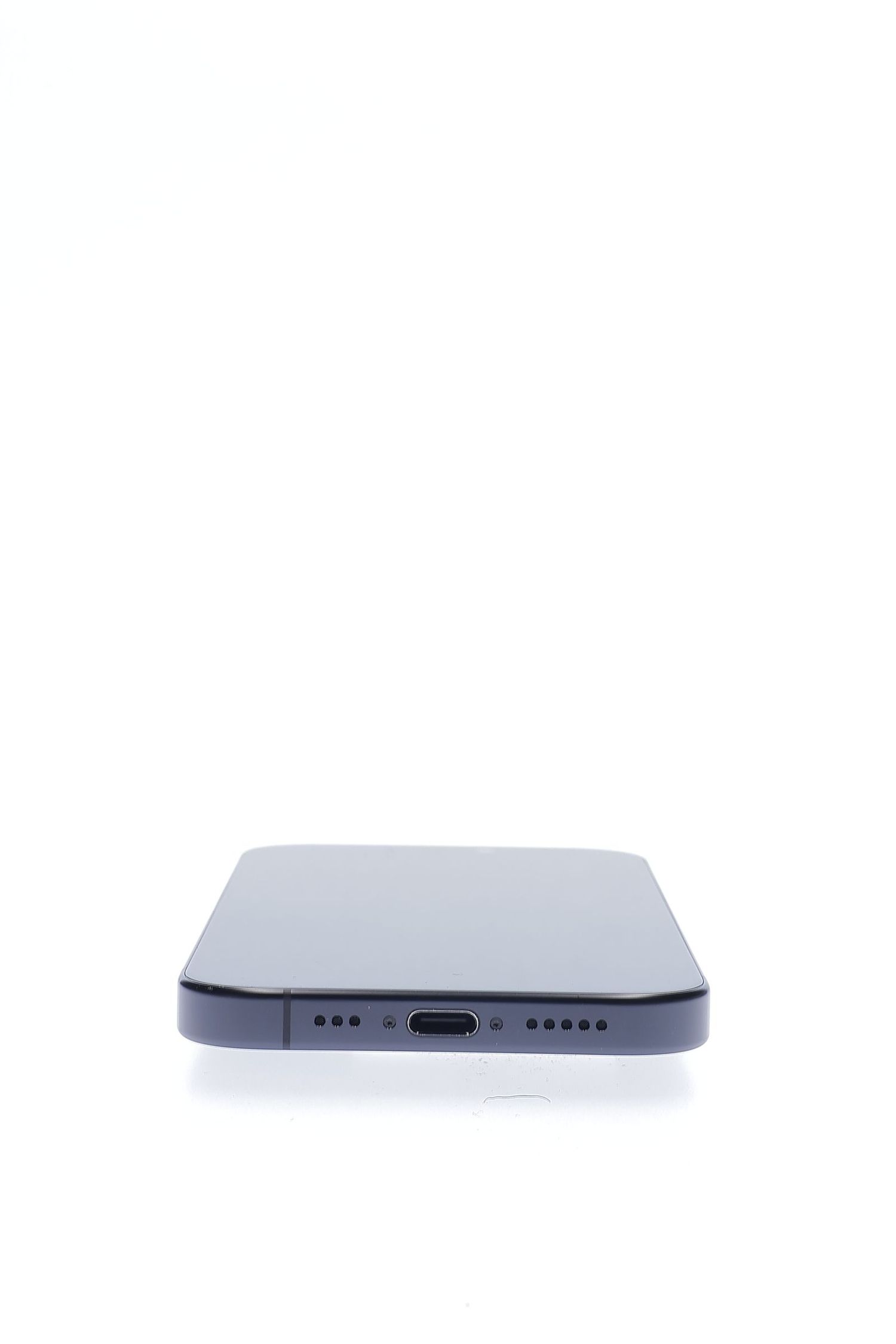 Apple iPhone 16 Pro 1 TB Black Titanium - Като нов