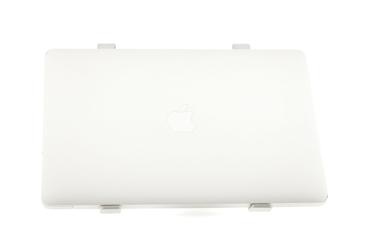 Apple MacBook Air 13″ 2020, i3 1.1 GHz, 8 GB, Intel Iris Plus 256 GB Silver - Nagyon jó