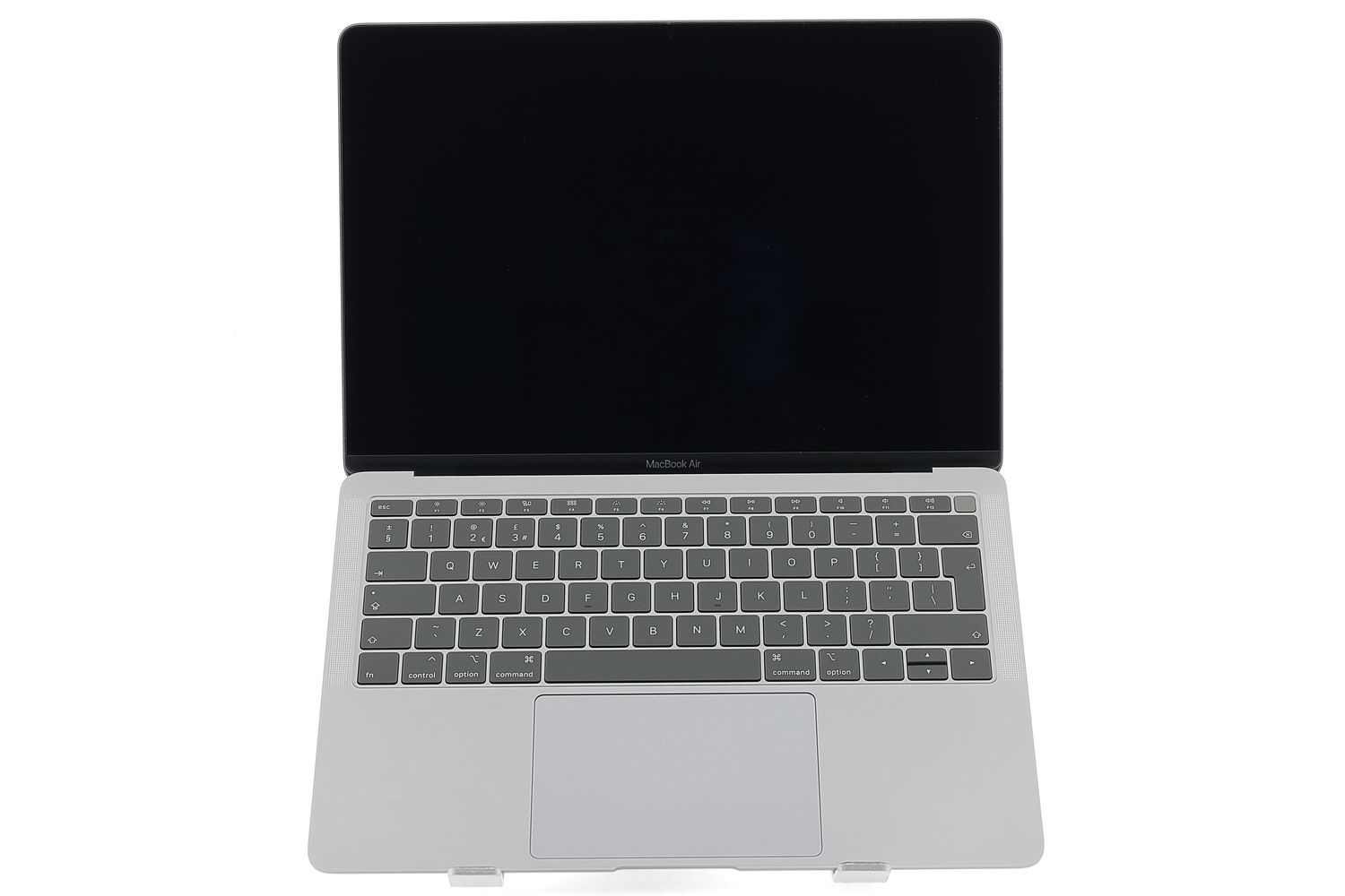 Apple MacBook Air 13″ 2019, i5 1.6 GHz, 8 GB, Intel UHD Graphics 617 128 GB Space Gray - Excelent