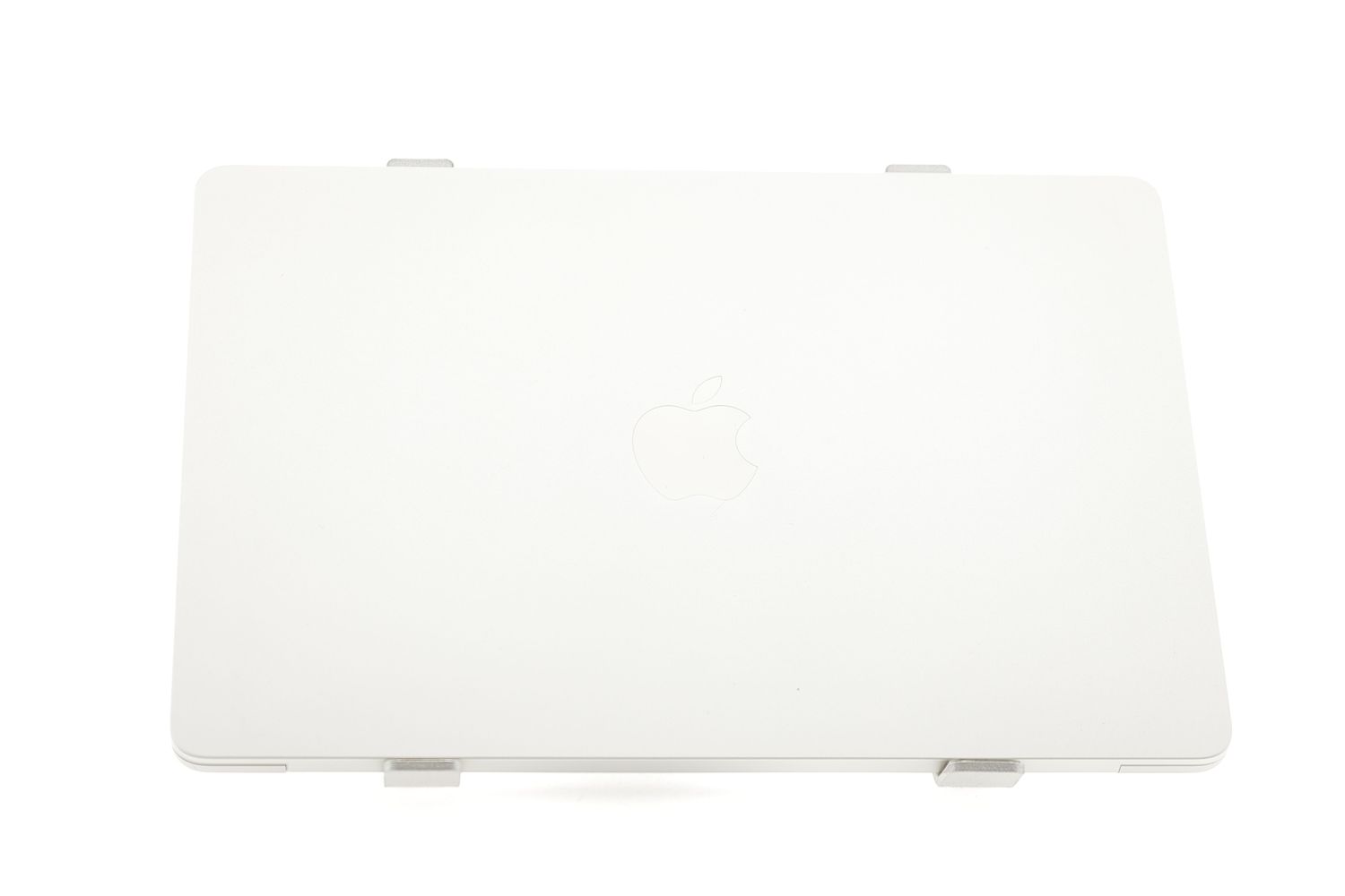 Apple MacBook Air 13″ 2024, M3 8 Cores, 8 GB, 8 core GPU 256 GB Silver - Kiváló