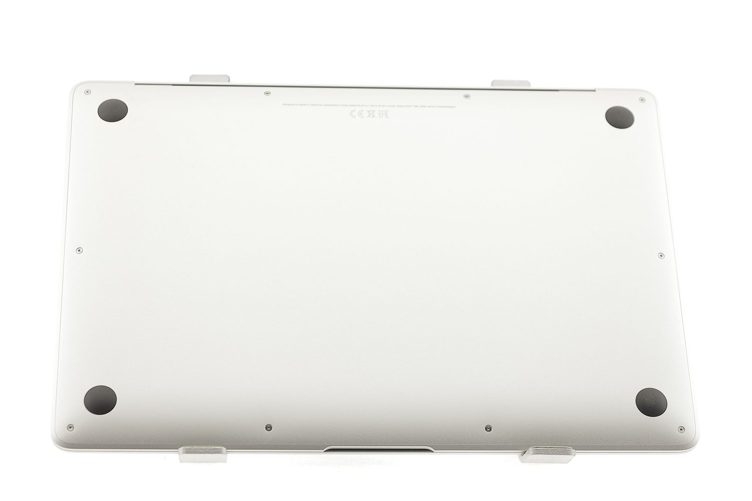 Apple MacBook Air 13″ 2020, M1 8 Cores, 8 GB, 8 core GPU 512 GB Silver - Като нов