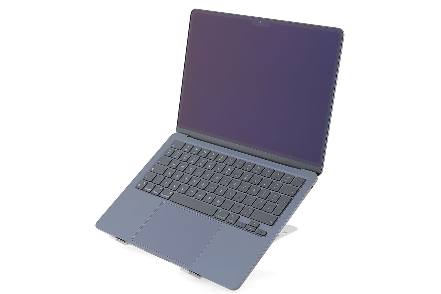 Apple MacBook Air 13″ 2024, M3 8 Cores, 8 GB, 8 core GPU 256 GB Midnight - Като нов