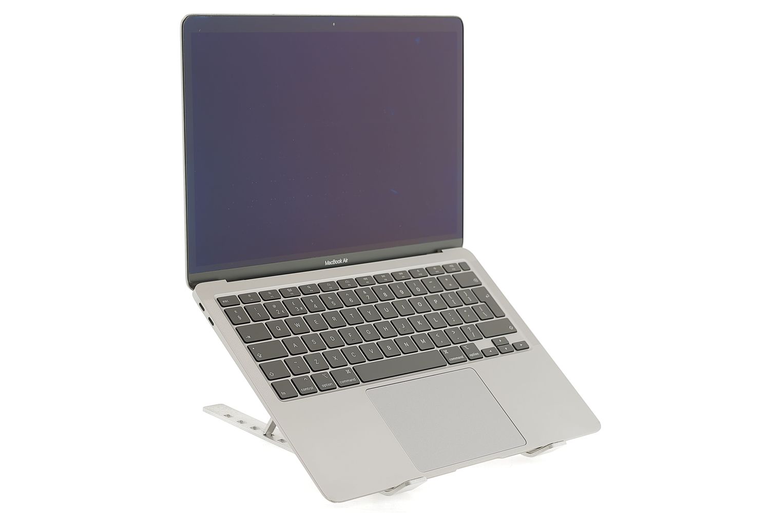 Apple MacBook Air 13″ 2020, i3 1.1 GHz, 8 GB, Intel Iris Plus 256 GB Space Gray - Bun