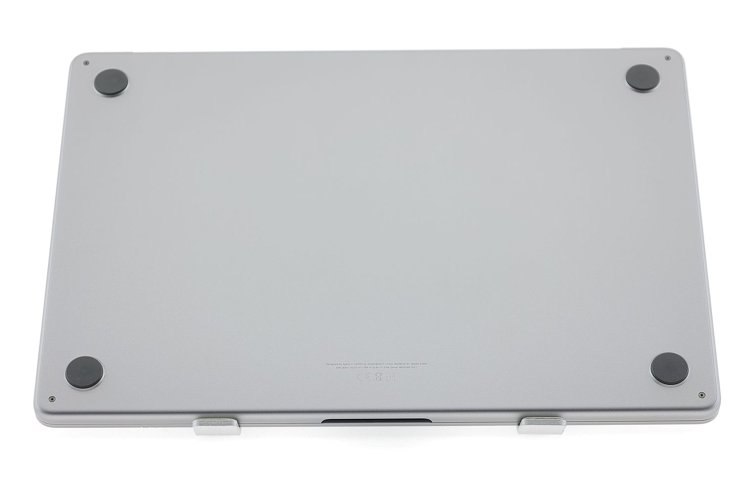Apple MacBook Air 15″ 2023, M2 8 Cores, 8 GB, 10 core GPU 512 GB Space Gray - Много добро