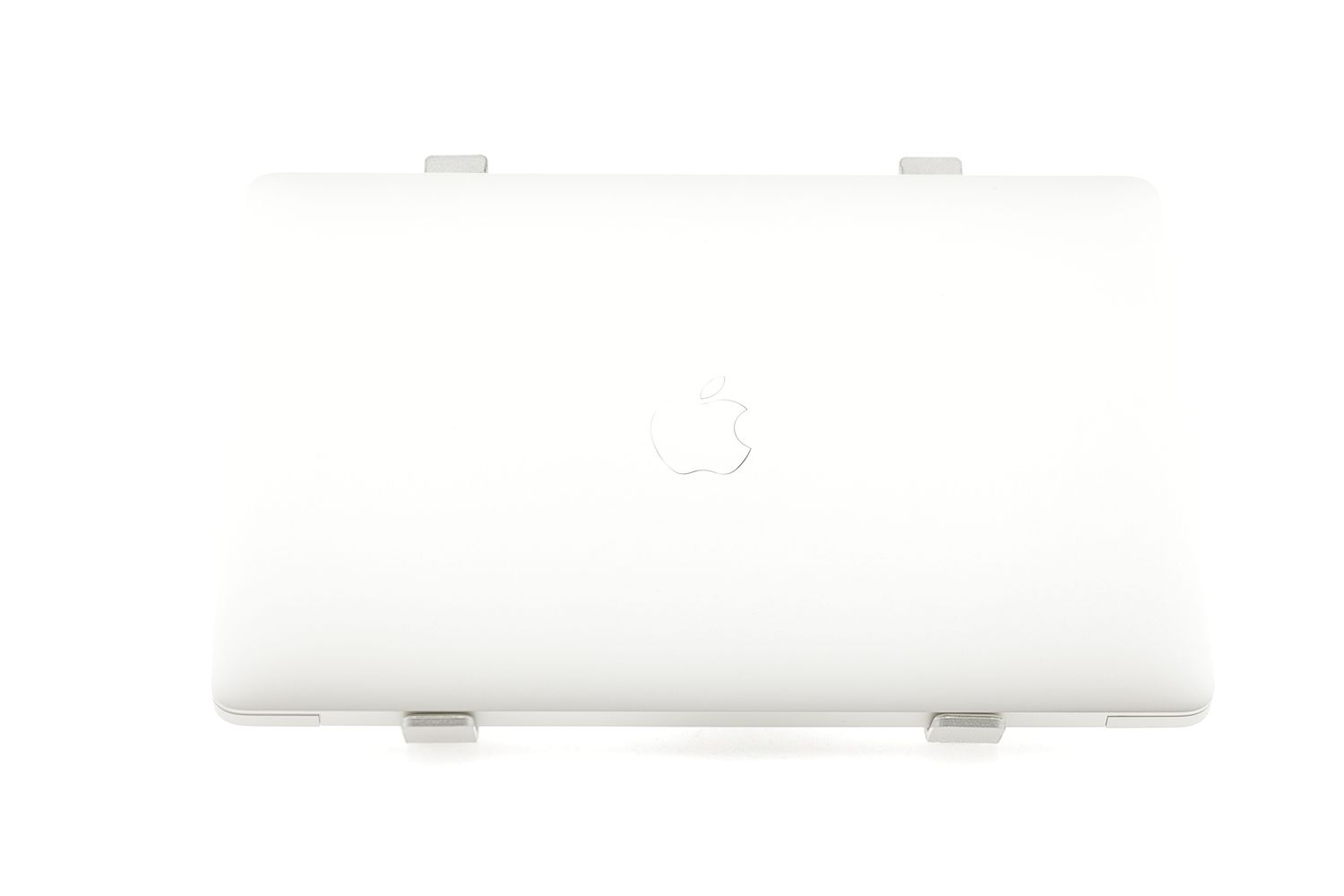 Apple MacBook Air 13″ 2020, M1 8 Cores, 8 GB, 8 core GPU 512 GB Silver - Като нов