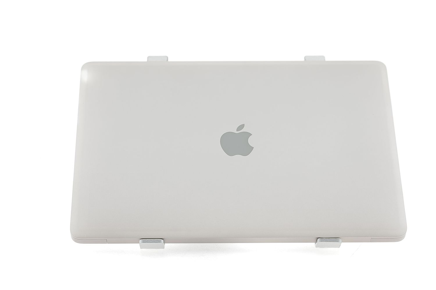 Apple MacBook Air 13″ 2020, i5 1.1 GHz, 8 GB, Intel Iris Plus 512 GB Space Gray - Много добро