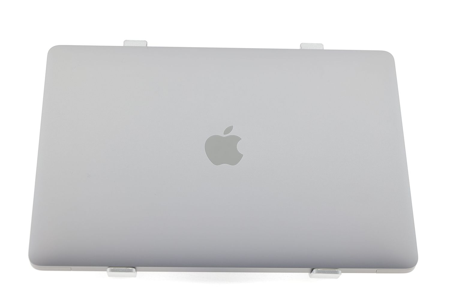 Apple MacBook Air 13″ 2020, M1 8 Cores, 8 GB, 8 core GPU 512 GB Space Gray