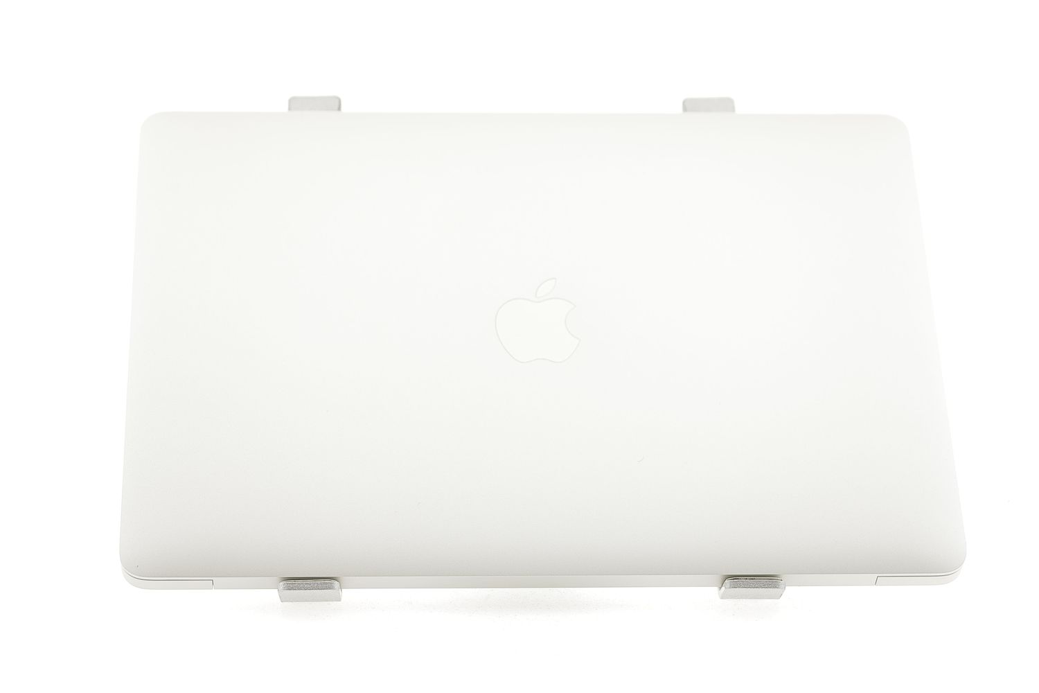 Apple MacBook Air 13″ 2020, M1 8 Cores, 8 GB, 7 core GPU 256 GB Silver - Като нов