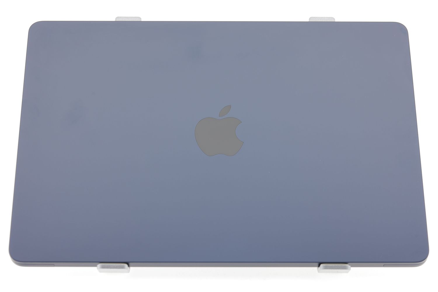 Apple MacBook Air 13″ 2022, M2 8 Cores, 16 GB, 10 core GPU 512 GB Midnight - Nagyon jó