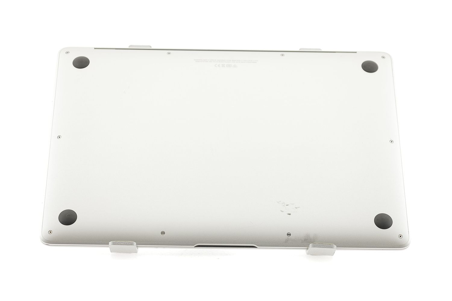 Apple MacBook Air 13″ 2020, i3 1.1 GHz, 8 GB, Intel Iris Plus 256 GB Silver - Foarte bun