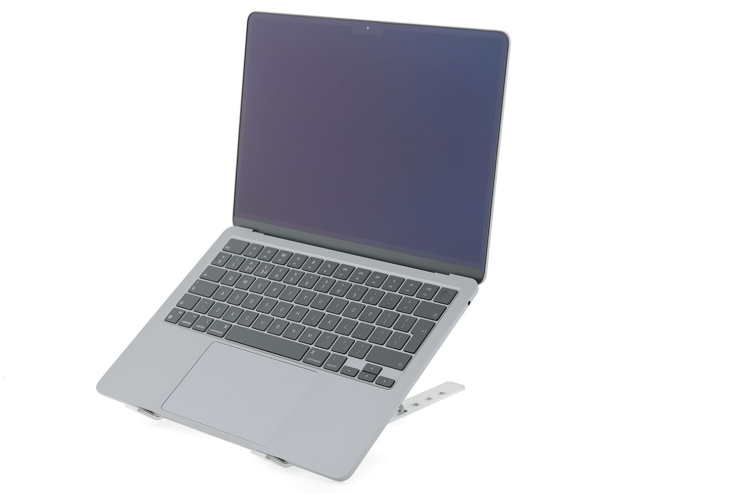 Apple MacBook Air 13″ 2022, M2 8 Cores, 8 GB, 8 core GPU, Space