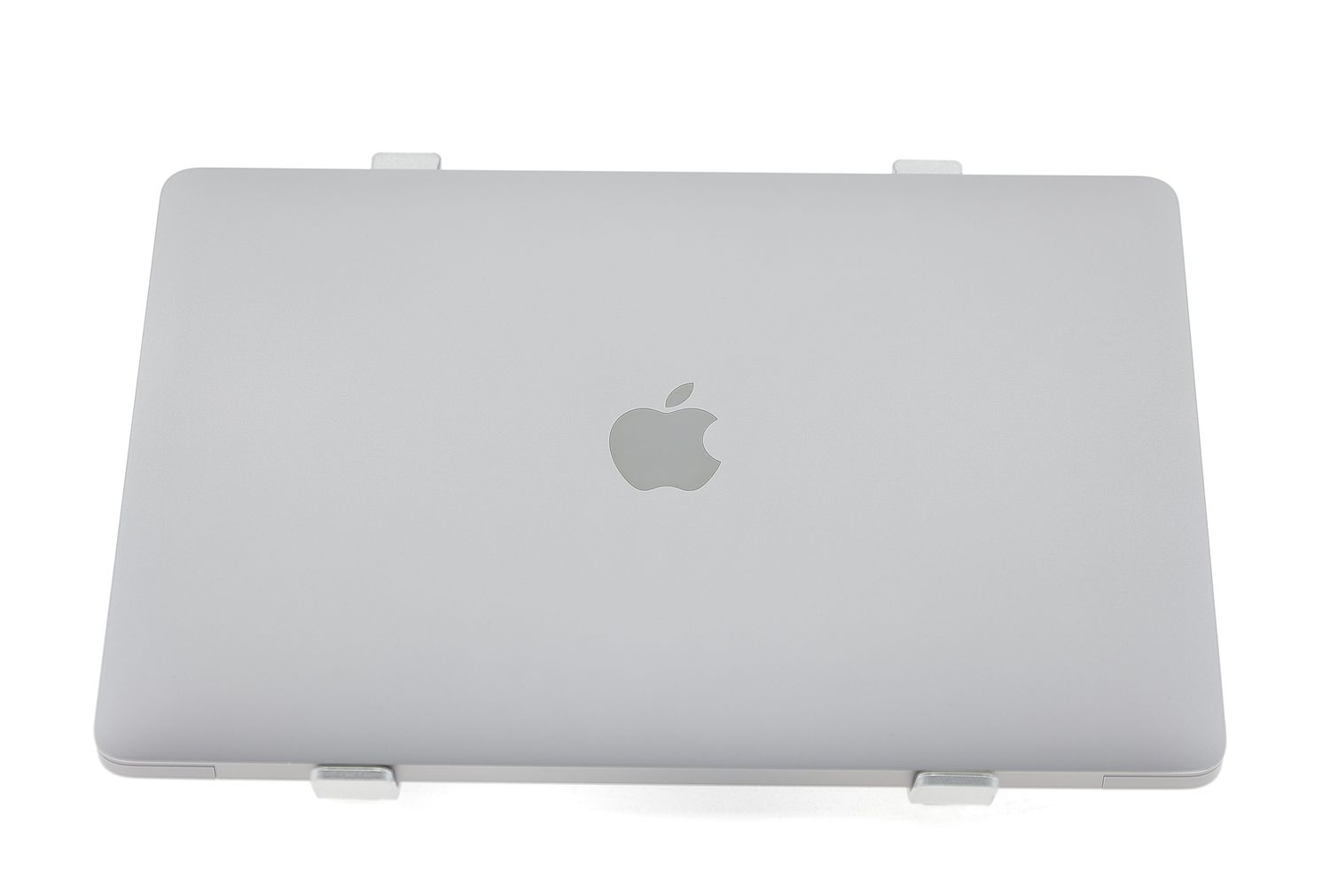 Apple MacBook Air 13″ 2020, M1 8 Cores, 8 GB, 7 core GPU 256 GB Space Gray - Excelent