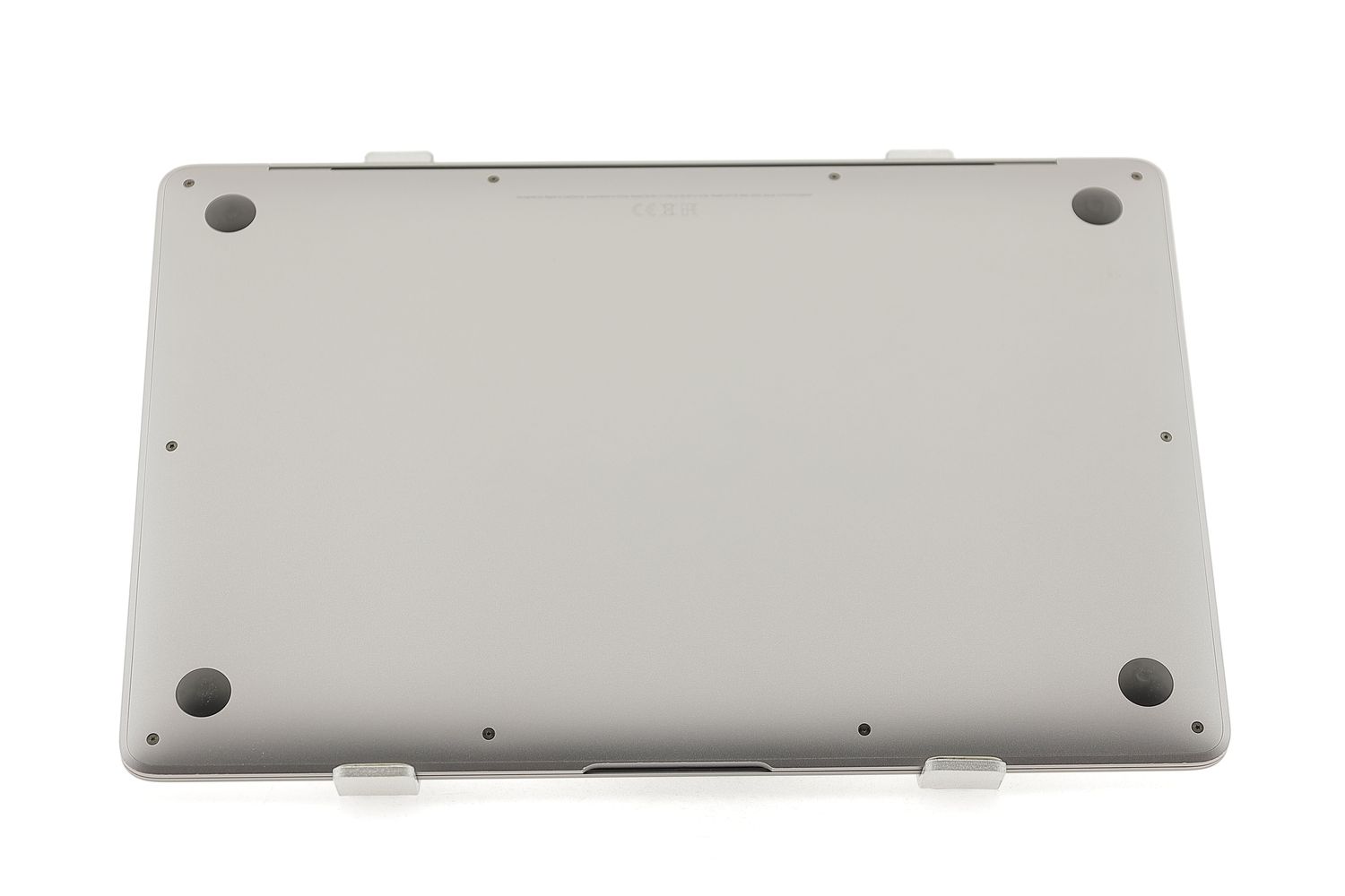 Apple MacBook Air 13″ 2020, i3 1.1 GHz, 8 GB, Intel Iris Plus 256 GB Space Gray - Nagyon jó