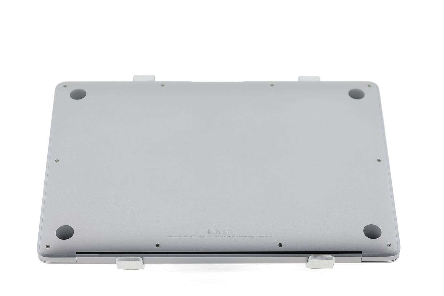 Apple MacBook Air 13″ 2020, M1 8 Cores, 16 GB, 7 core GPU 256 GB Space Gray - Ca nou