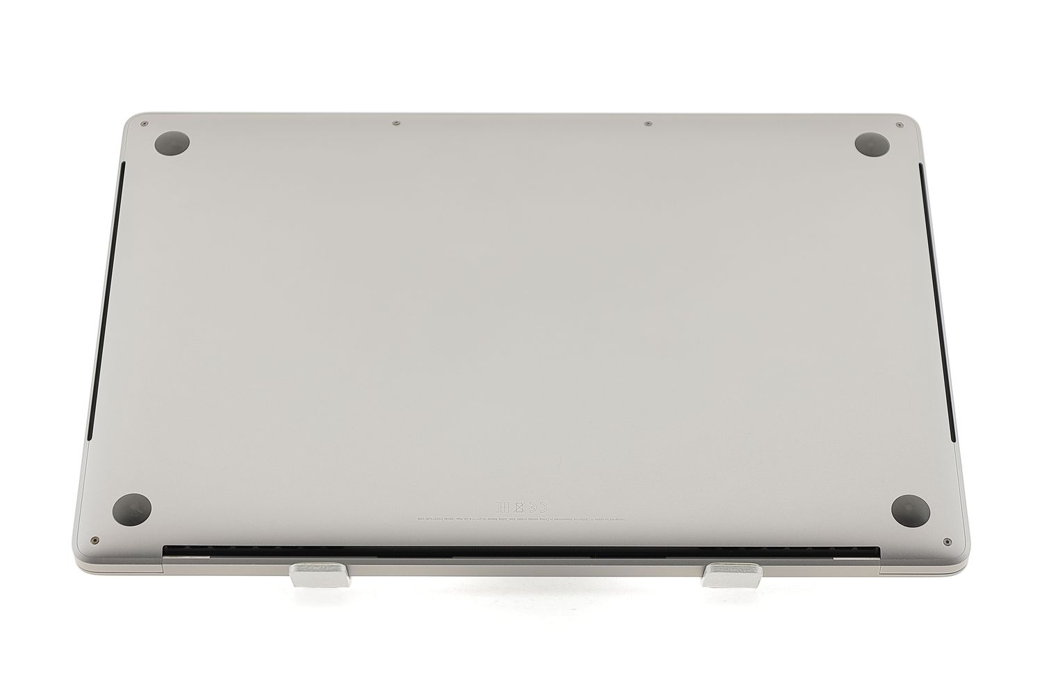 Apple MacBook Pro 15″ Touch Bar 2019, i9 2.3 GHz, 32 GB, AMD Radeon Pro Vega 20 1 TB Space Gray - Ca nou