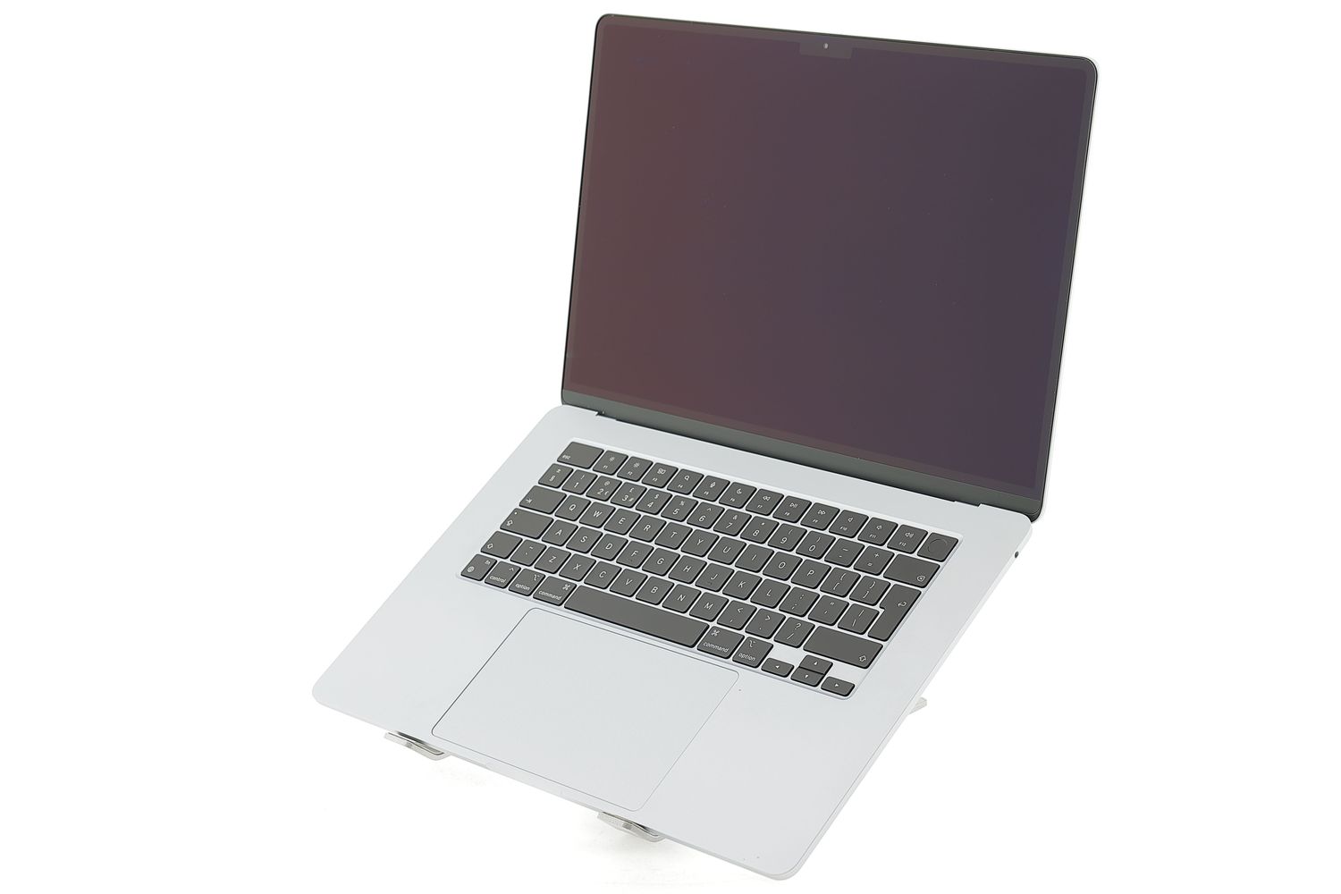 Apple MacBook Air 15″ 2025, M4 10 Cores, 16 GB, 10 core GPU 256 GB Sky Blue - Újszerű