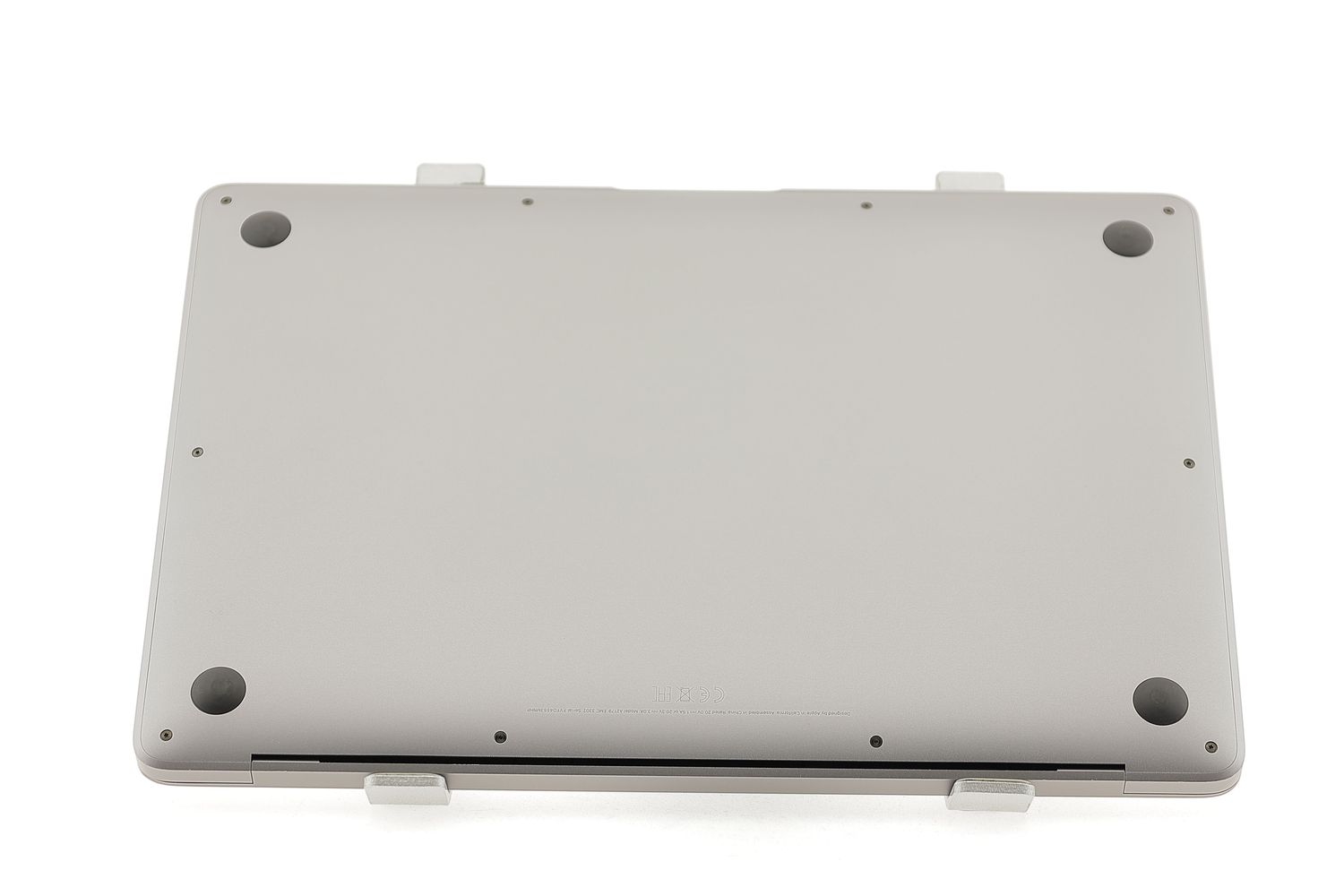 Apple MacBook Air 13″ 2020, i3 1.1 GHz, 8 GB, Intel Iris Plus 256 GB Space Gray - Nagyon jó
