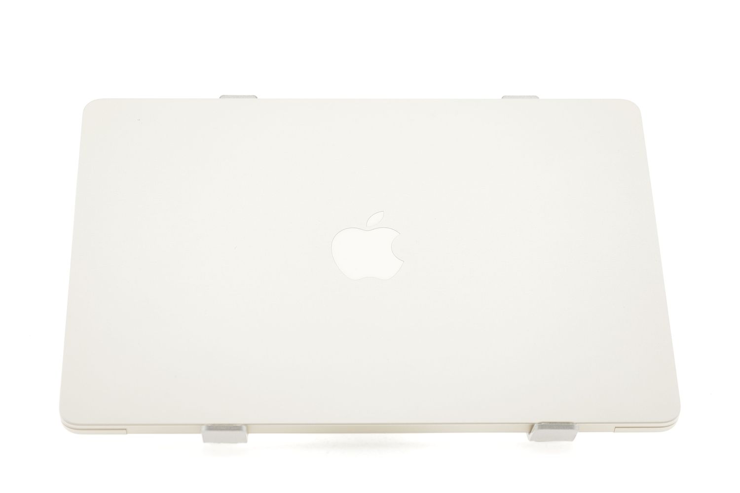 Apple MacBook Air 13″ 2022, M2 8 Cores, 8 GB, 8 core GPU 256 GB Starlight - Újszerű