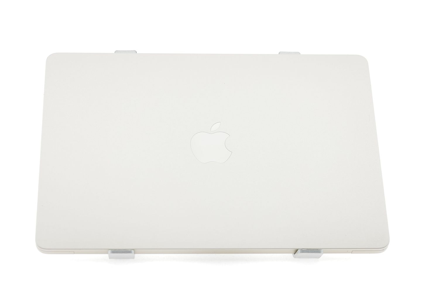 Apple MacBook Air 13″ 2024, M3 8 Cores, 8 GB, 8 core GPU 256 GB Starlight - Ca nou