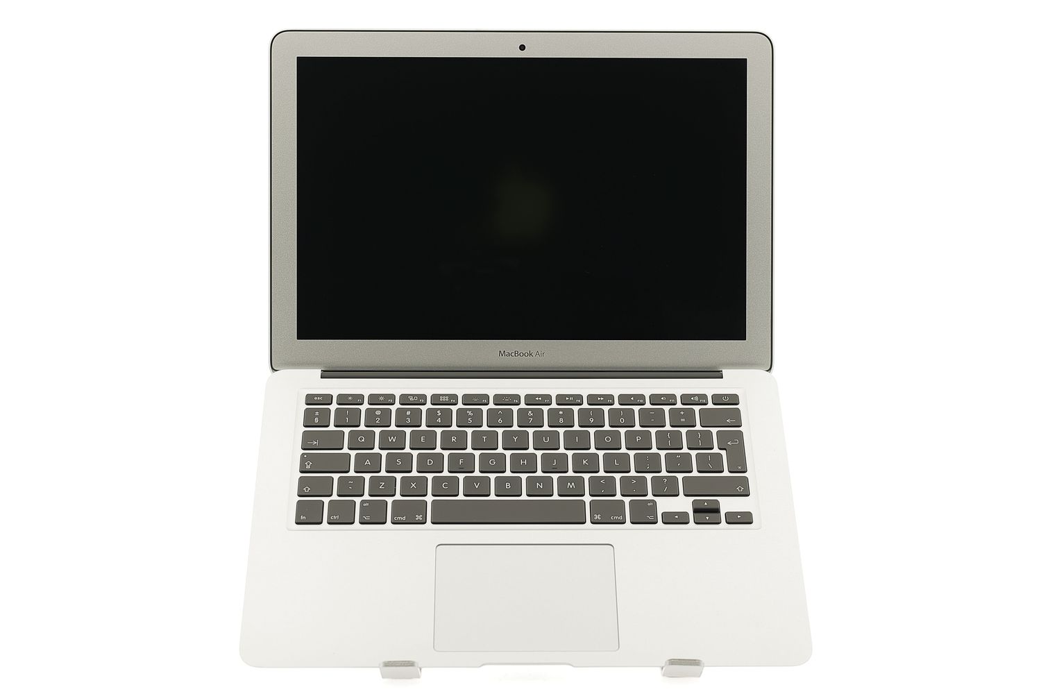 Apple MacBook Air 13″ 2017, i5 1.8 GHz, 8 GB, HD Graphics 6000 256 GB Silver - Ca nou