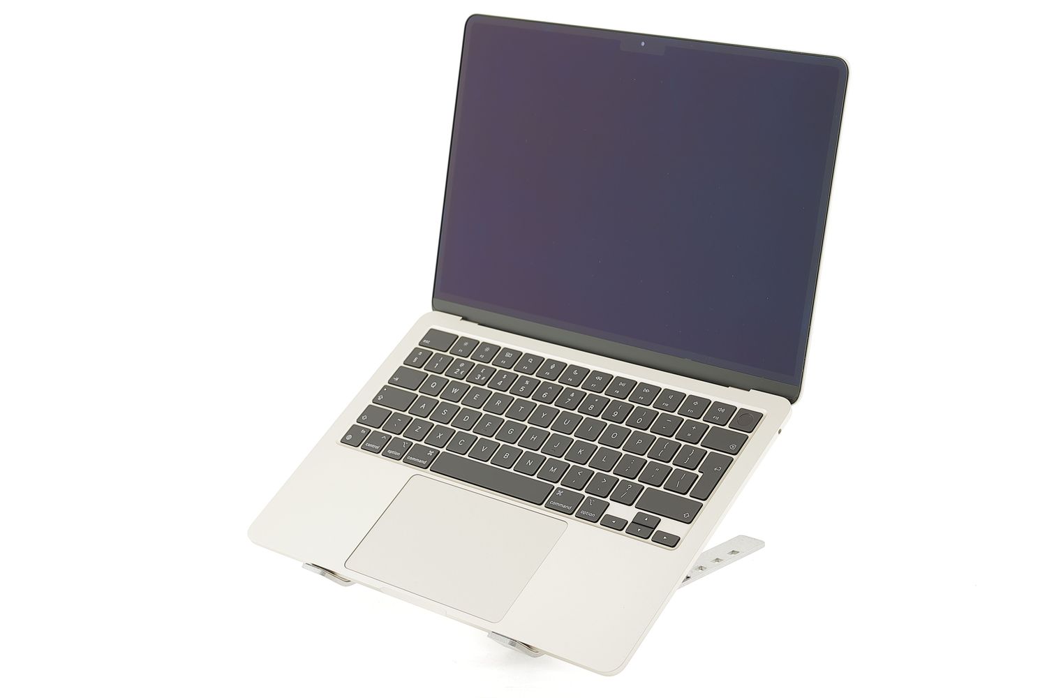 Apple MacBook Air 13″ 2022, M2 8 Cores, 8 GB, 10 core GPU 512 GB Starlight - Újszerű