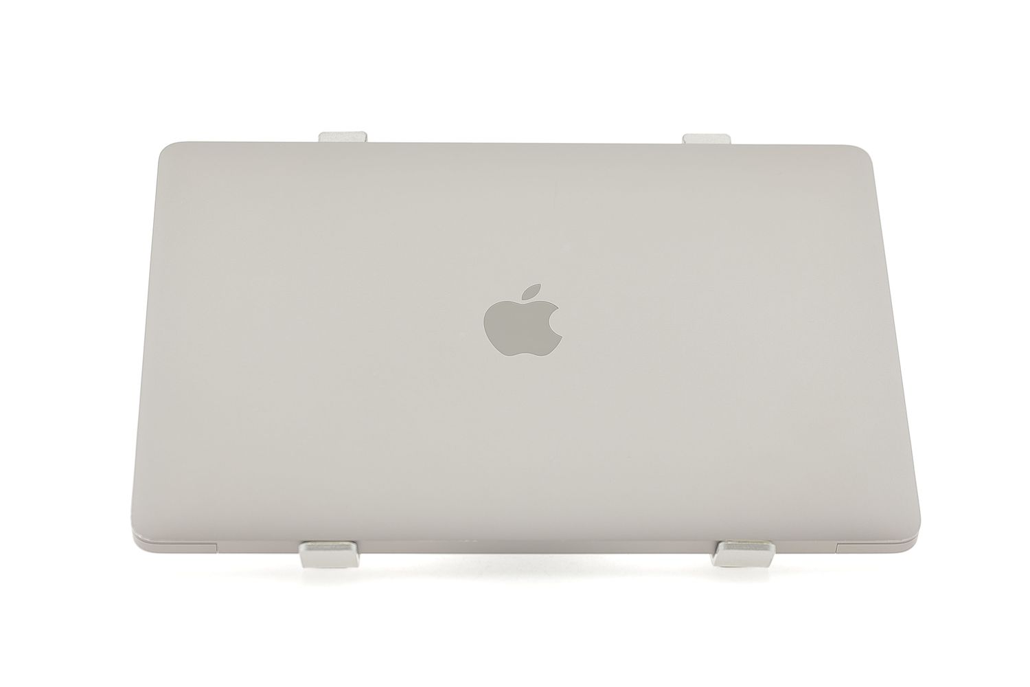 Apple MacBook Air 13″ 2020, M1 8 Cores, 8 GB, 8 core GPU 512 GB Space Gray - Kiváló