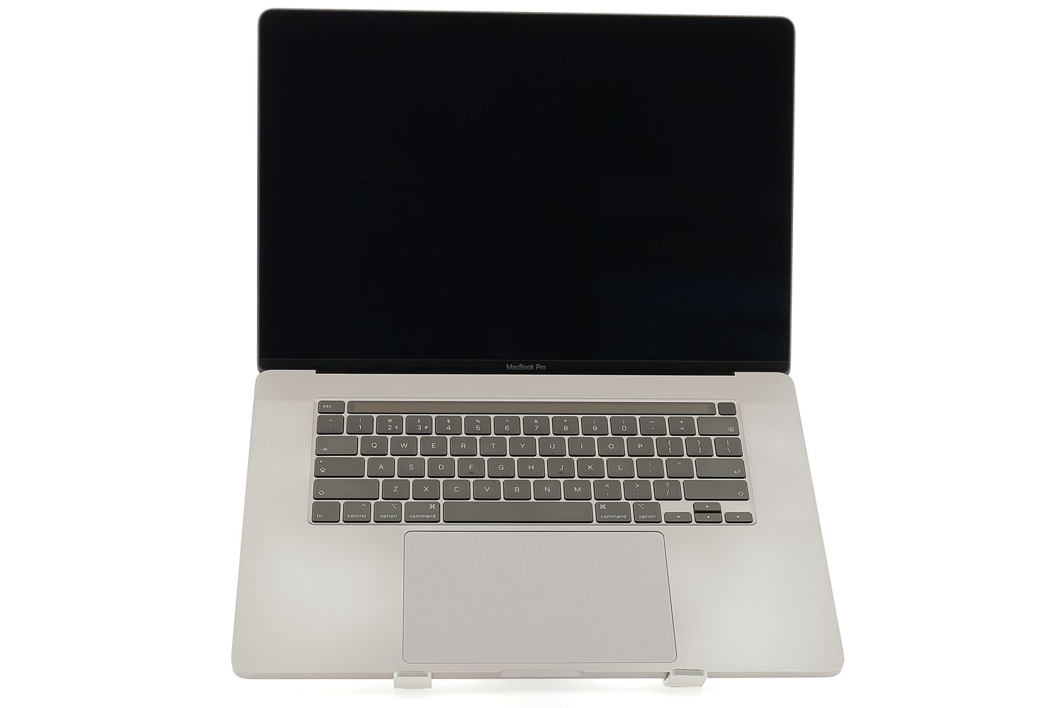 Apple MacBook Pro 16″ Touch Bar 2019, i9 2.4 GHz, 32 GB, AMD Radeon Pro 5300M 512 GB Space Gray - Ca nou
