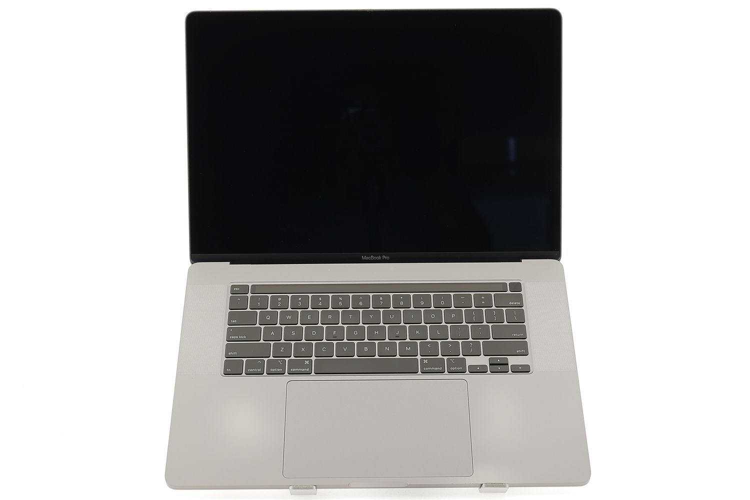Apple MacBook Pro 16″ Touch Bar 2019, i9 2.4 GHz, 32 GB, AMD Radeon Pro 5500M 512 GB Space Gray - Excelent