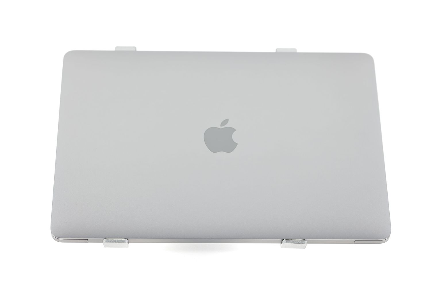 Apple MacBook Pro 13″ Touch Bar 2017, i5 3.1 GHz, 8 GB, Intel Iris Plus Graphics 650 256 GB Space Gray - Отлично