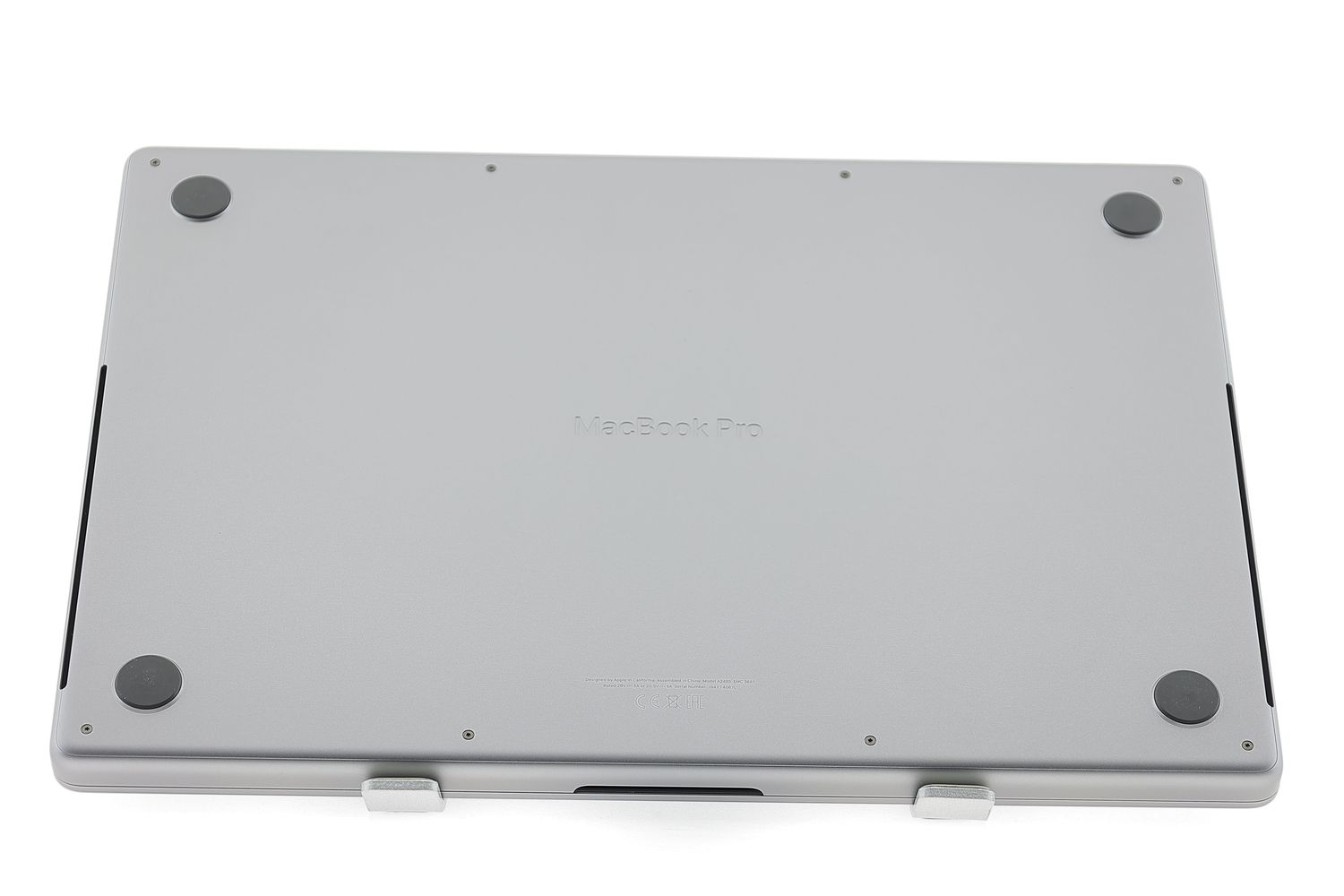 Apple MacBook Pro 16″ 2021, M1 Pro 10 Cores, 16 GB, 16 core GPU 512 GB Space Gray - Като нов