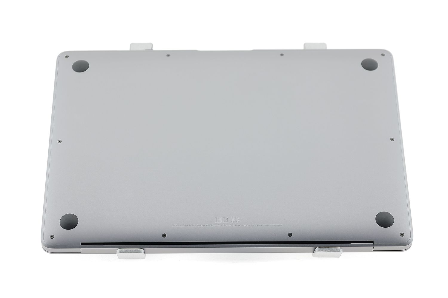 Apple MacBook Air 13″ 2020, i3 1.1 GHz, 8 GB, Intel Iris Plus 256 GB Space Gray - Kiváló