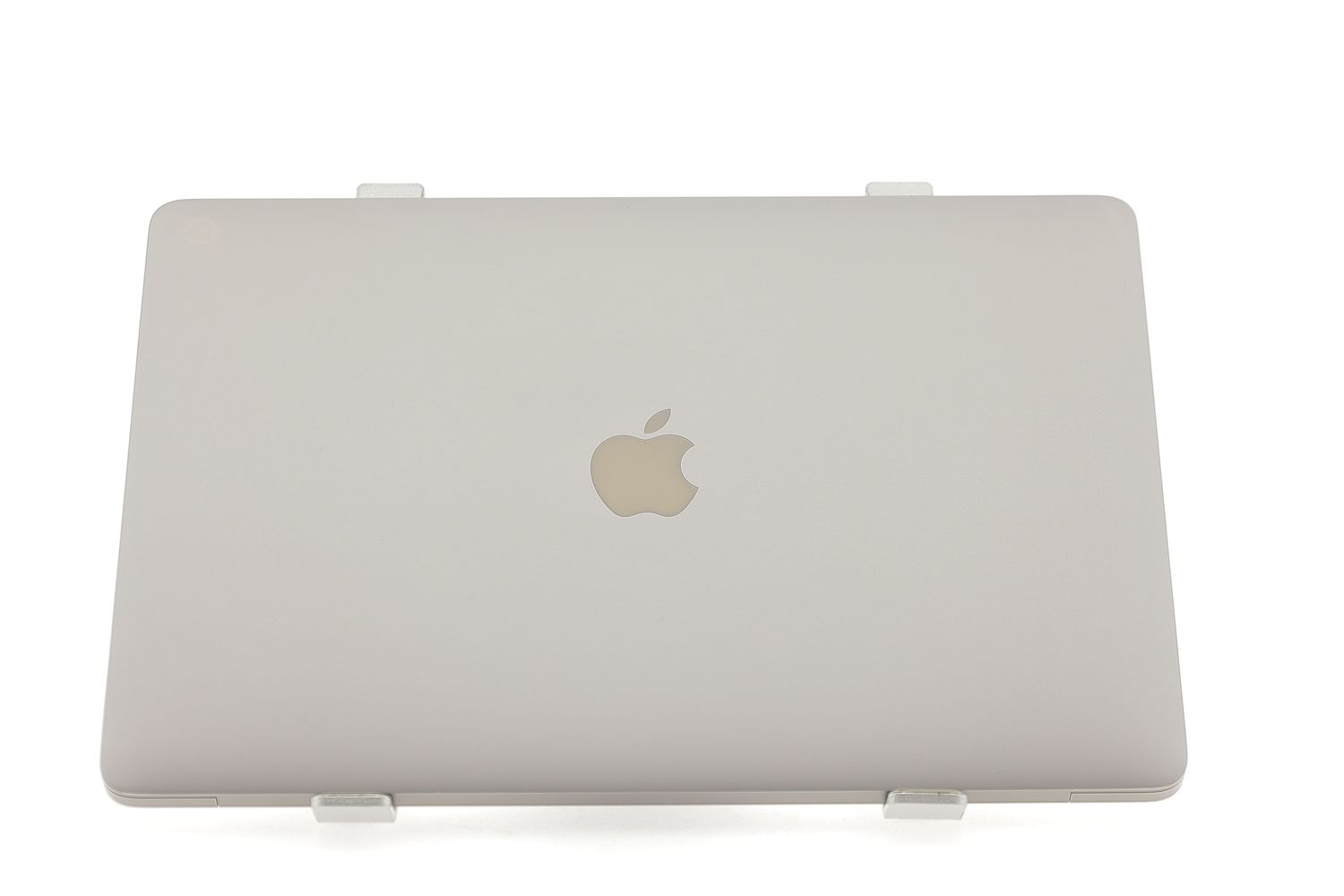 Apple MacBook Pro 13″ Touch Bar 2017, i7 3.5 GHz, 16 GB, Intel Iris Plus Graphics 650 256 GB Space Gray - Много добро