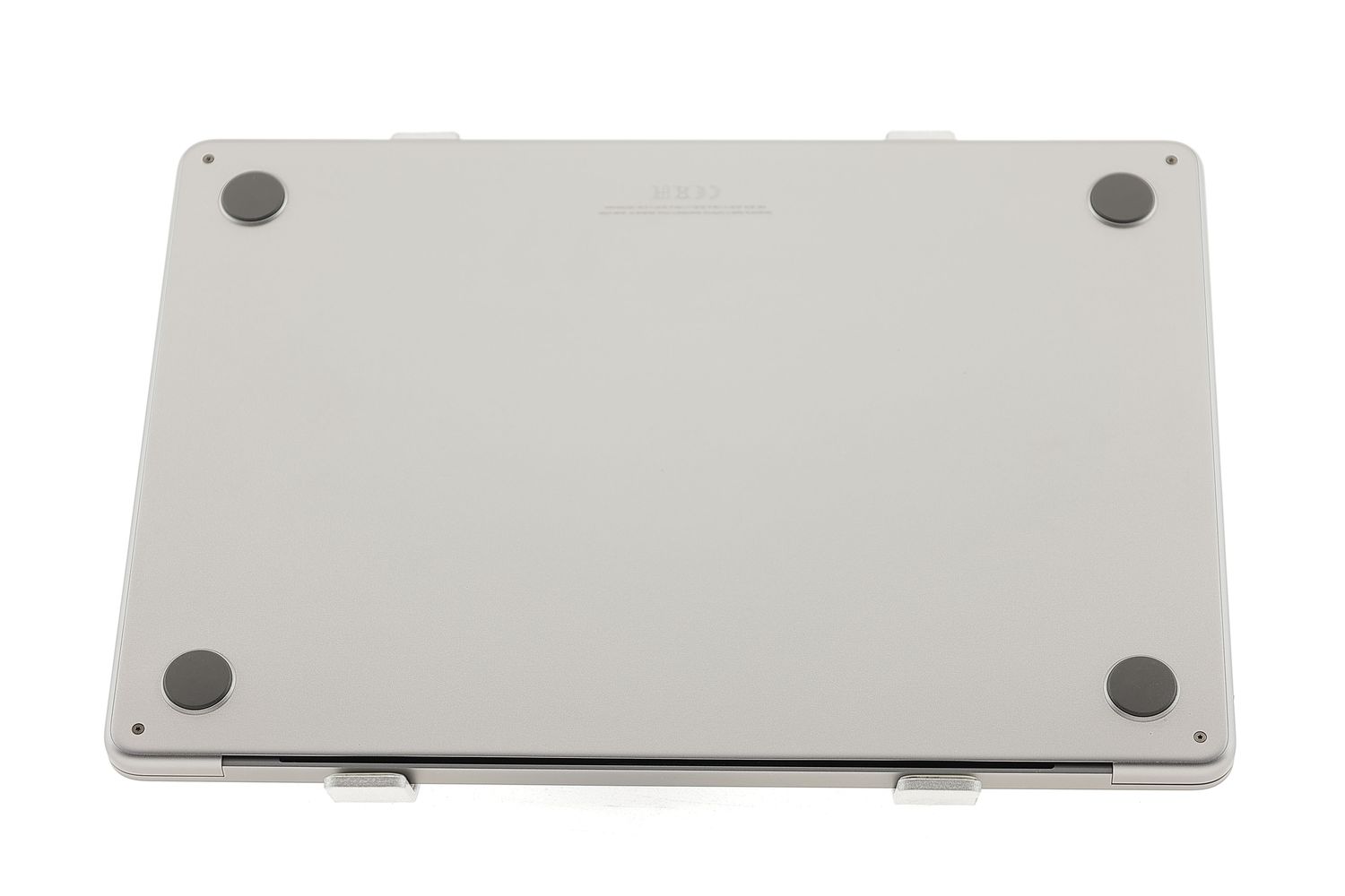 Apple MacBook Air 13″ 2022, M2 8 Cores, 8 GB, 10 core GPU 512 GB Space Gray - Ca nou