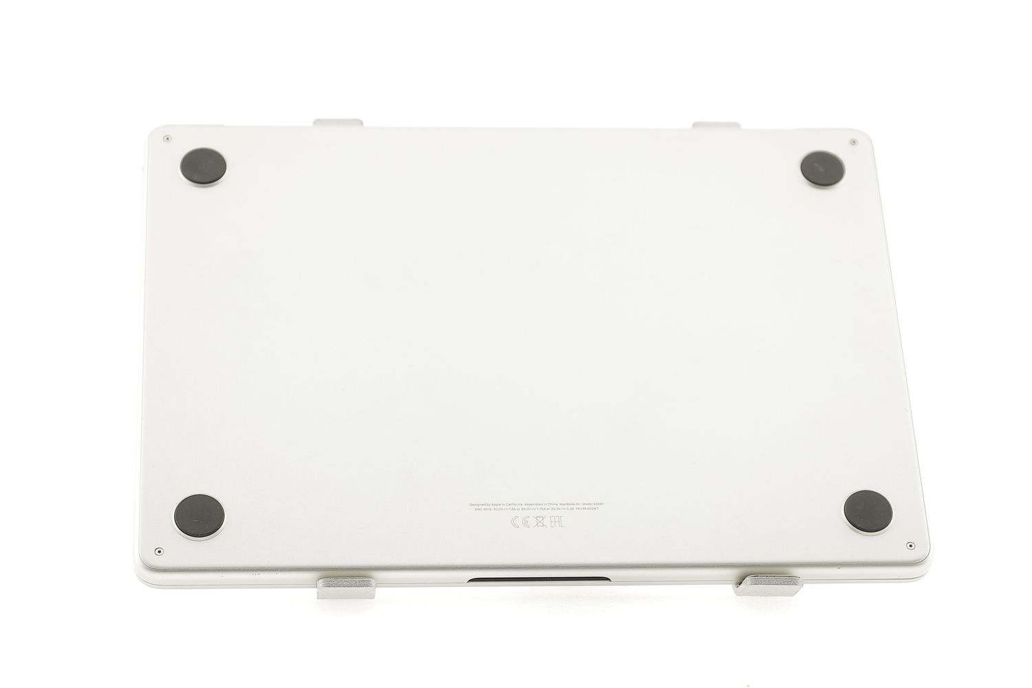 Apple MacBook Air 13″ 2022, M2 8 Cores, 8 GB, 8 core GPU 256 GB Silver - Εξαιρετικό